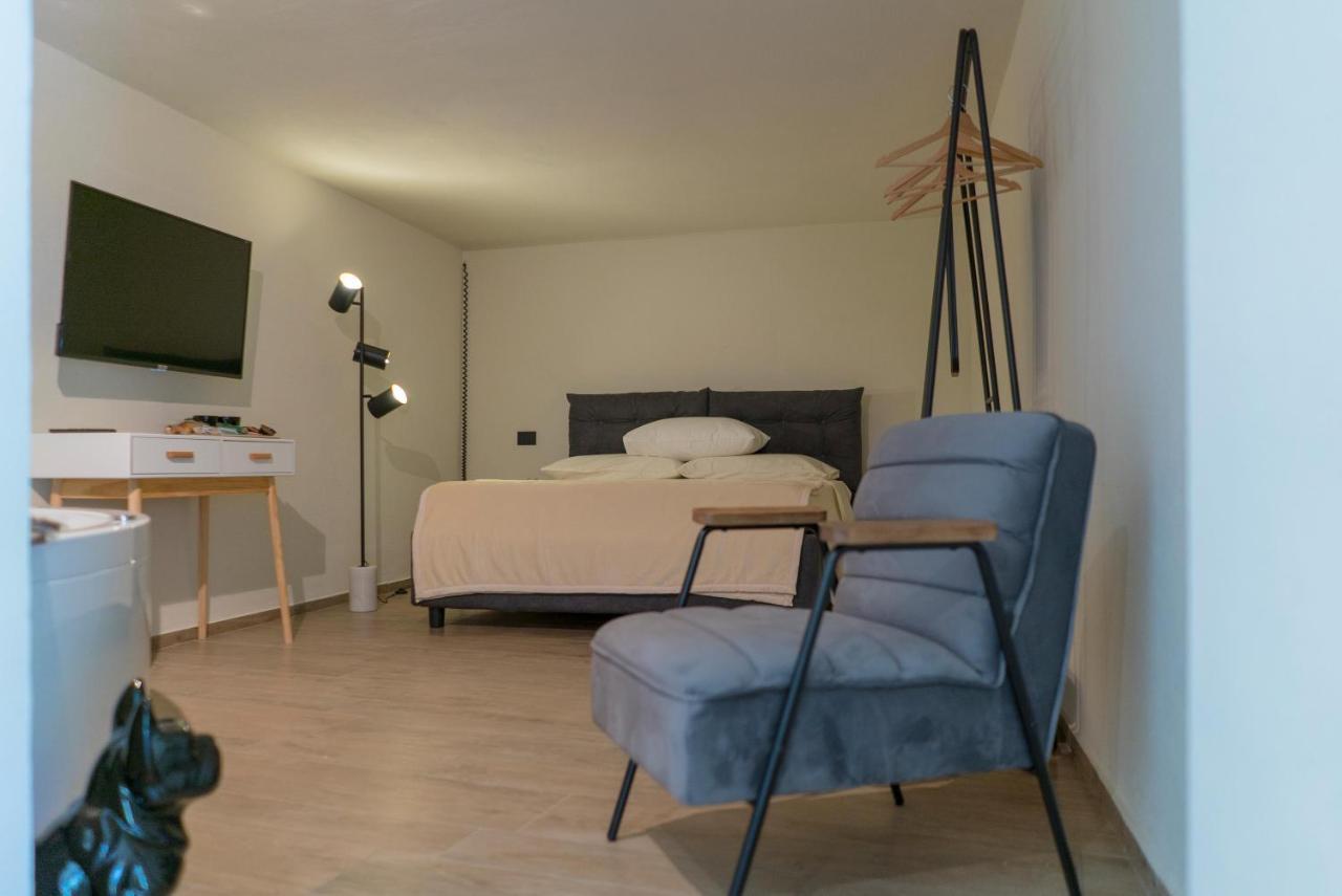 Tesoro Nascosto B&B Salerno Pokoj fotografie